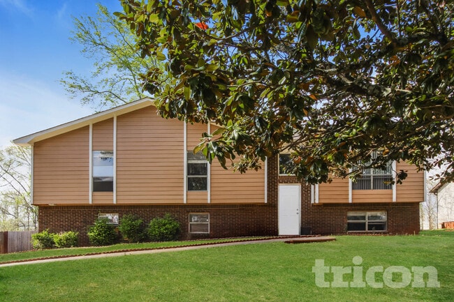 property at 112 Pinebluff Trail