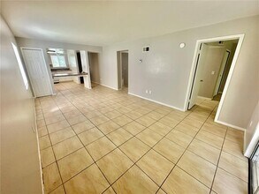 2549 S Oak Ave in Sanford, FL - Building Photo - Building Photo