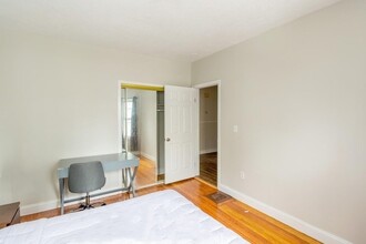 17 Cawfield St in Boston, MA - Foto de edificio - Building Photo