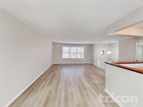 14 Long Branch Ct in St. Peters, MO - Foto de edificio - Building Photo