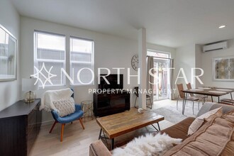 3013 SE Division St in Portland, OR - Building Photo - Building Photo