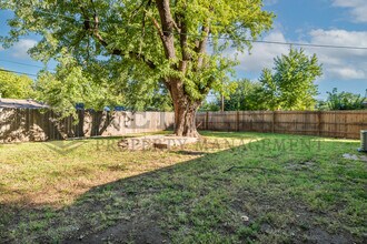 1932 S Battin St in Wichita, KS - Building Photo - Building Photo