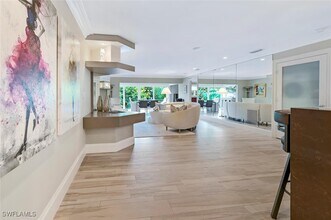 1151 4th St S in Naples, FL - Building Photo - Building Photo