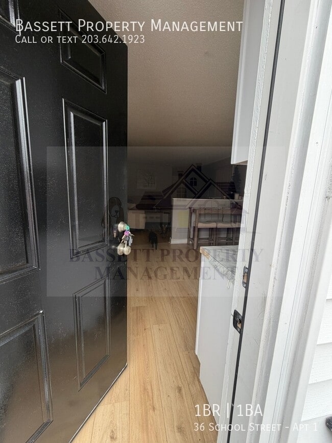 36 School St in Hamden, CT - Building Photo - Building Photo