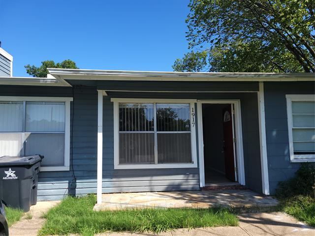 1917 Brookshire St in Arlington, TX - Building Photo - Building Photo