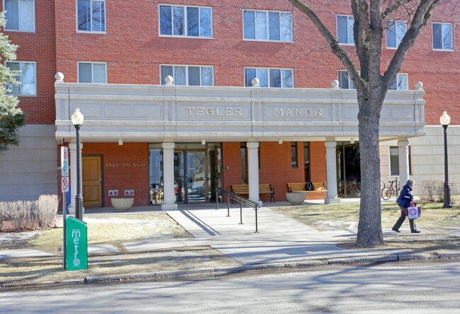 Tegler Manor Senior Residences 65+ in Edmonton, AB - Building Photo - Building Photo