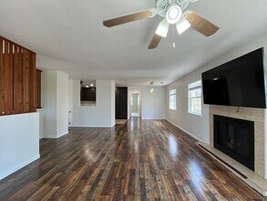 859 Marlbank Pl in Paso Robles, CA - Building Photo - Building Photo