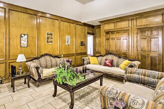 15307 T C Jester Blvd in Houston, TX - Building Photo - Building Photo