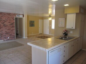 1906 E Palmcroft Dr in Tempe, AZ - Building Photo - Building Photo