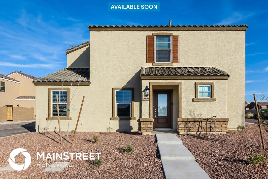 3939 S 82nd Dr in Phoenix, AZ - Building Photo