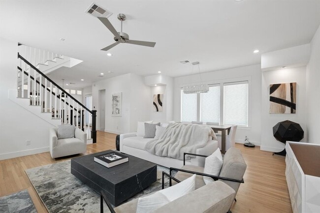 property at 1405 Indiana St