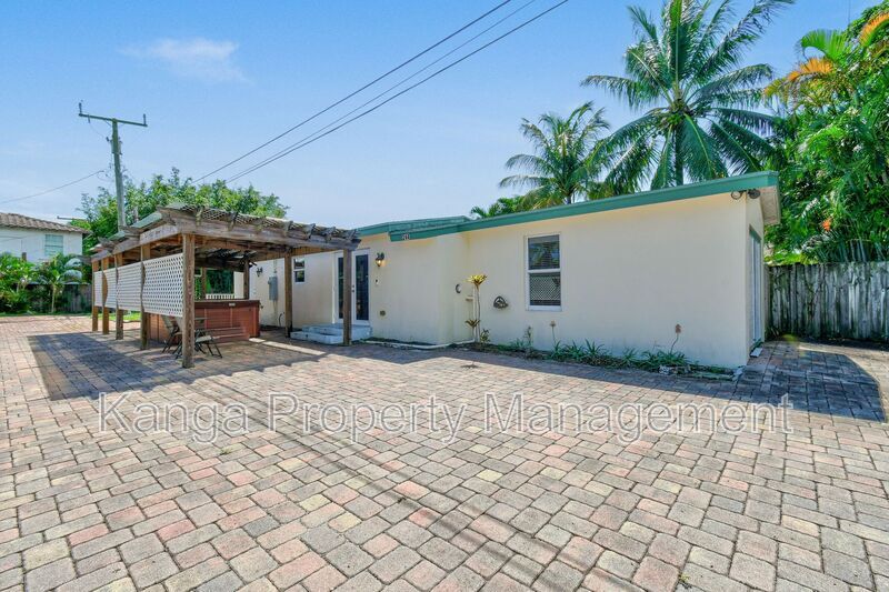 3450 S Olive Ave in West Palm Beach, FL - Building Photo
