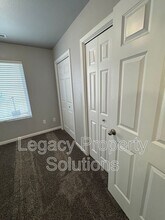 719 Hillcrest Dr SE in Mandan, ND - Building Photo - Building Photo