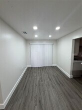 11461 NW 31st Pl in Sunrise, FL - Building Photo - Building Photo