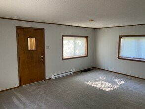 5525 42nd Ave S in Minneapolis, MN - Building Photo - Building Photo