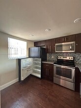 19741 SW 114th Ave in Miami, FL - Building Photo - Building Photo