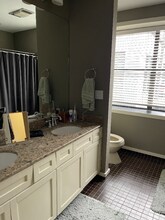 31 W Center St in Fayetteville, AR - Building Photo - Building Photo