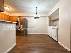 427 Wright St in Lakewood, CO - Building Photo - Building Photo