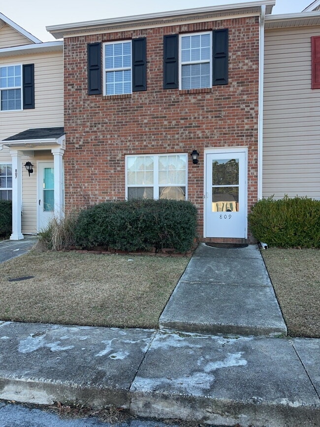 809 Timberlake Trail