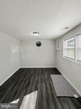 4706 Deanwood Dr in Capitol Heights, MD - Building Photo - Building Photo