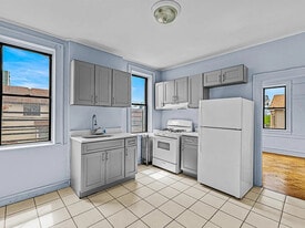 245 Liberty Ave, Unit 2R in Jersey City, NJ - Building Photo