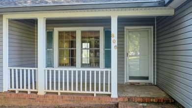 806 21st Ave SW in Lanett, AL - Building Photo - Building Photo