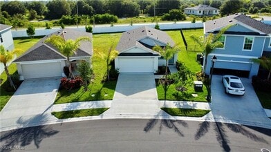 20281 Caroline Crk Pl in Lehigh Acres, FL - Building Photo - Building Photo
