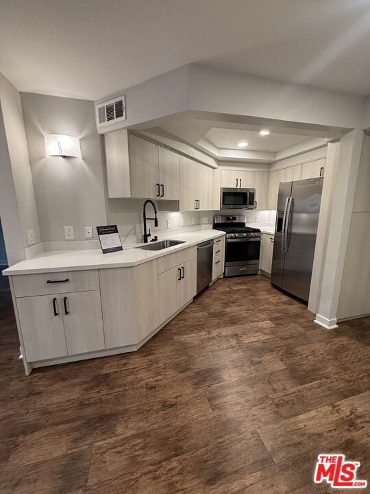 property at 7660 Beverly Blvd