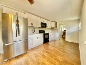 106 Leeland Heights Blvd W in Lehigh Acres, FL - Building Photo - Building Photo