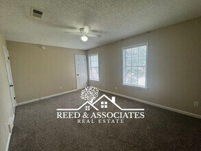 6004 Hickory Cove in Memphis, TN - Building Photo - Building Photo
