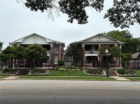 901 N Bishop Ave in Dallas, TX - Building Photo