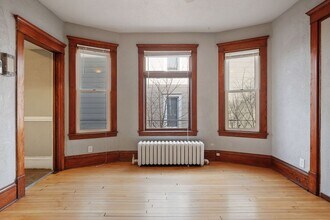 2218 Glenwood Ave in Minneapolis, MN - Building Photo - Building Photo