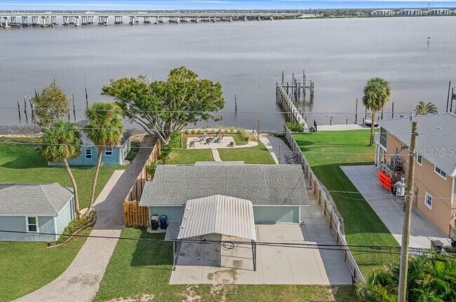 5021 US-301 in Ellenton, FL - Building Photo - Building Photo