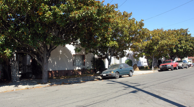 417-425 433 29th St in Richmond, CA - Building Photo - Building Photo