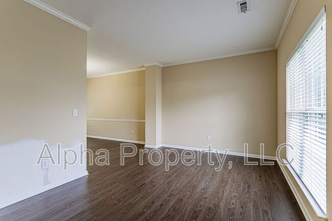8 Cotter Ln in Greer, SC - Building Photo - Building Photo