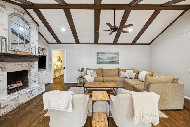 10714 Piping Rock Ln