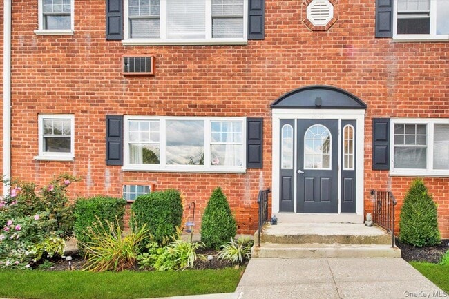 property at 1879 Crompond Rd