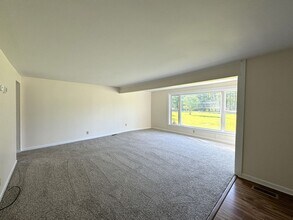 2274 Dawson Cabin Rd in Jacksonville, NC - Building Photo - Building Photo