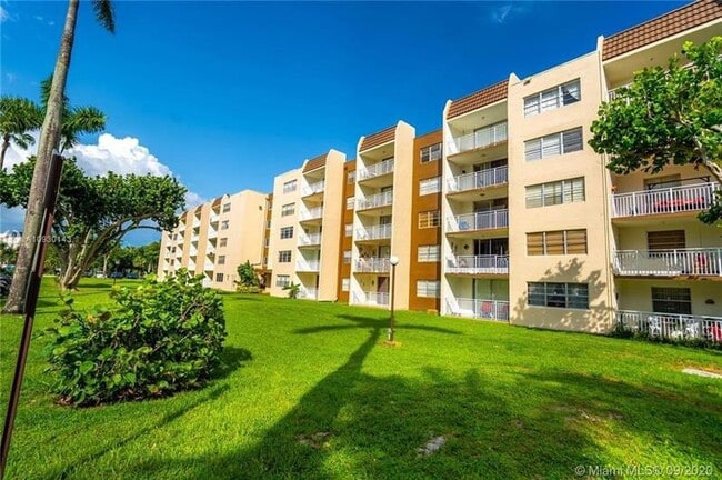 property at 6930 Miami Gardens Dr