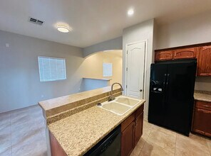 1417 E Lupine Ave in Phoenix, AZ - Building Photo - Building Photo