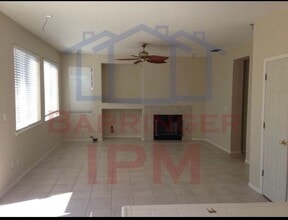1764 Rochester St in Tracy, CA - Building Photo - Building Photo