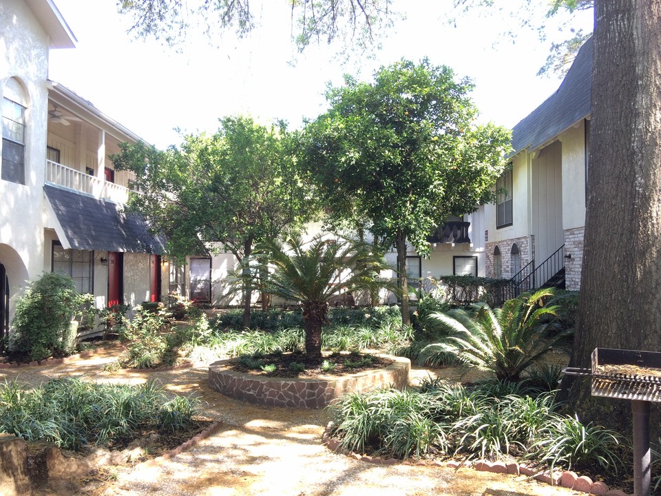 1275 Witte Rd in Houston, TX - Building Photo