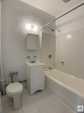 East 58TH ST in New York, NY - Foto de edificio - Building Photo