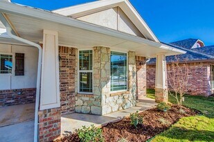 5605 Goldfinger Rd in Oklahoma City, OK - Building Photo