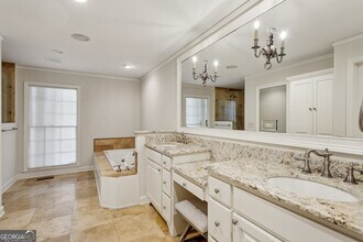 4708 Tall Pines Dr NW in Atlanta, GA - Building Photo - Building Photo