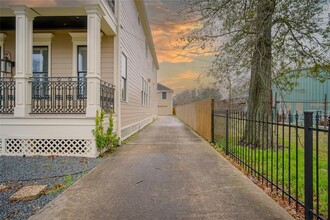 842 W 22nd St in Houston, TX - Building Photo - Building Photo