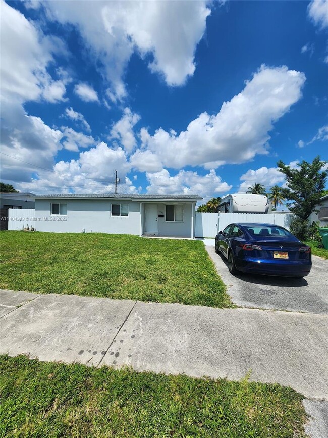 14730-sw-104th-ct-rentals-in-miami-fl