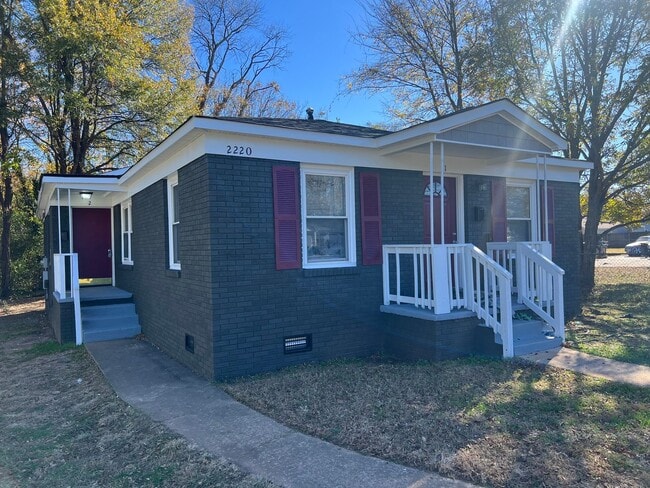 2220 Custer St in Charlotte, NC - Building Photo - Building Photo