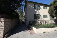 6100-6110 Glen Alder St in Los Angeles, CA - Foto de edificio - Building Photo