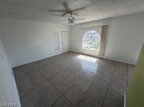 1364 Pattee Cir in Las Vegas, NV - Building Photo - Building Photo